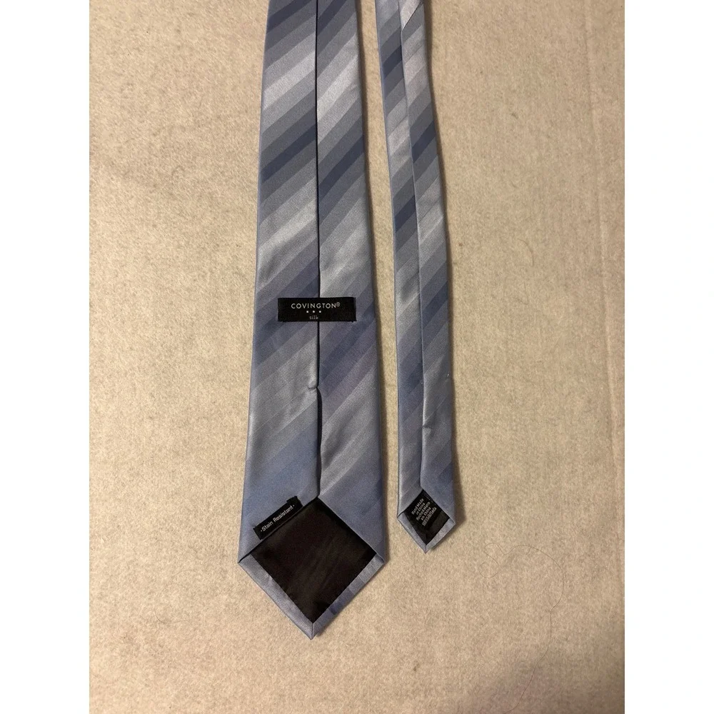 Covington Striped Silk Tie Mens One Size Blue Grey Excellent‎ Stain Resistant